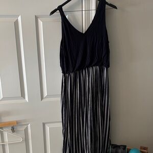 LOFT Navy and White Maxi Dress